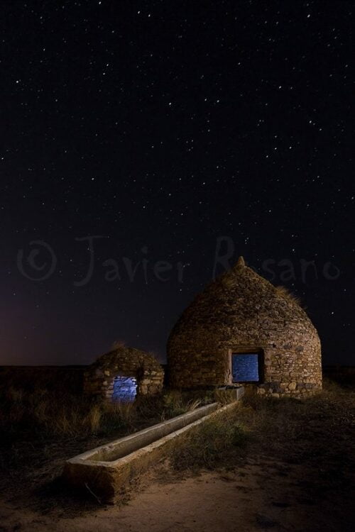 Fotografia nocturna. Aljibe. Iluminacion cenital.